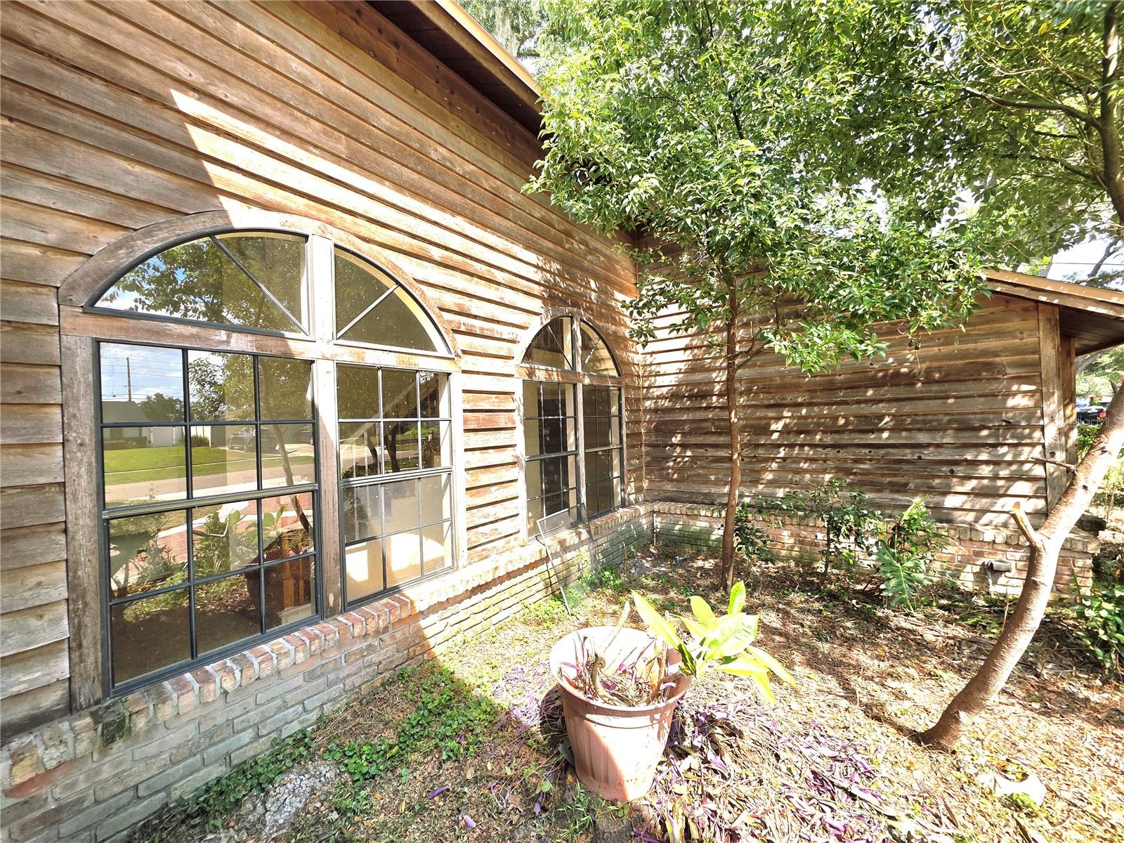 4231 Tall Tree Dr Property Photo 7