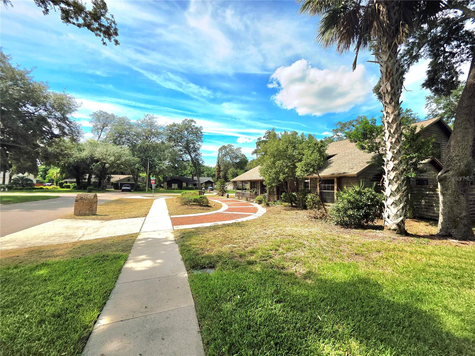 4231 Tall Tree Dr Property Photo 8