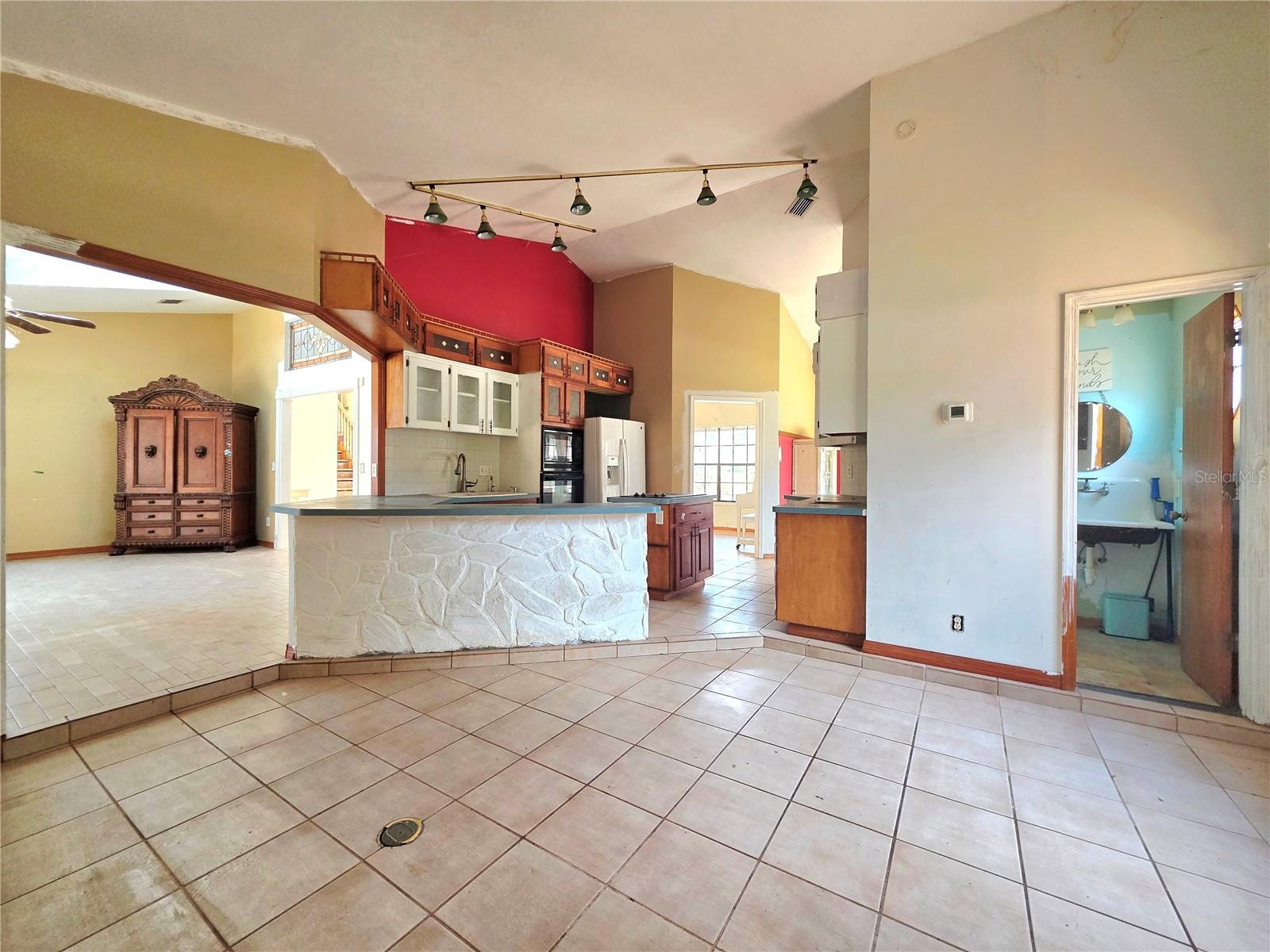 4231 Tall Tree Dr Property Photo 37