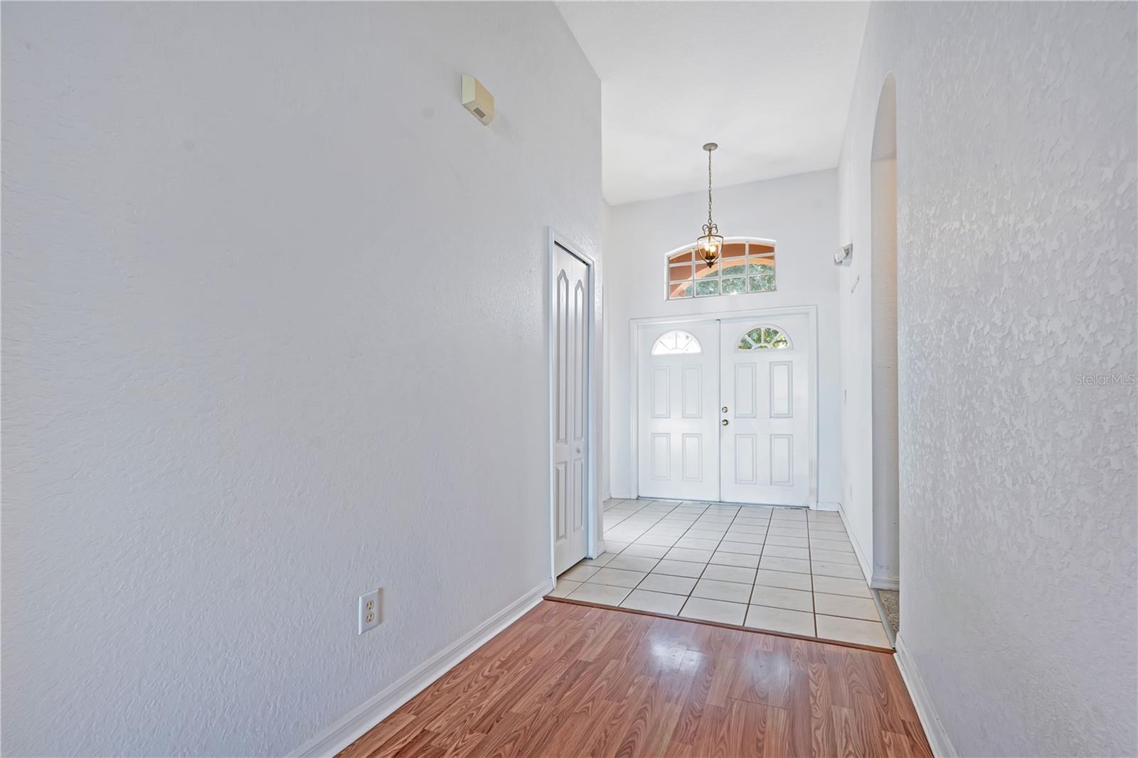 257 Herring St Property Photo 3