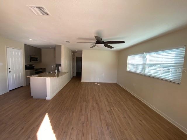2107 Lake Margaret Dr Property Photo 3