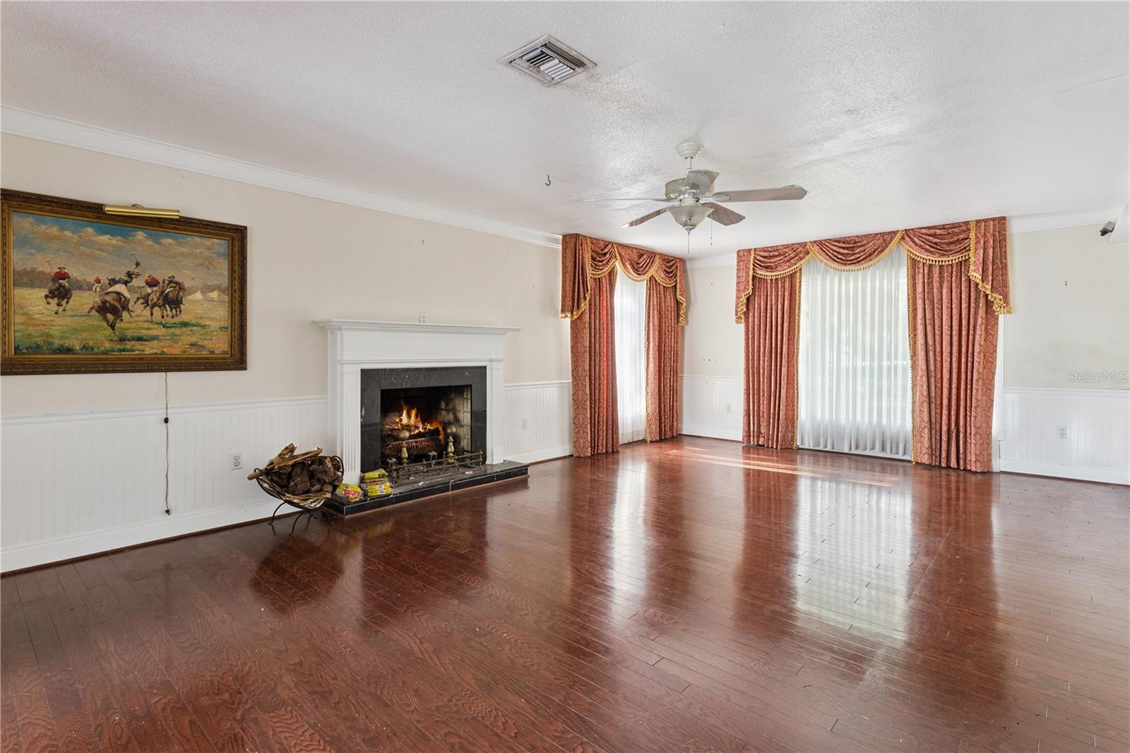 1505 E Crooked Lake Dr Property Photo 8