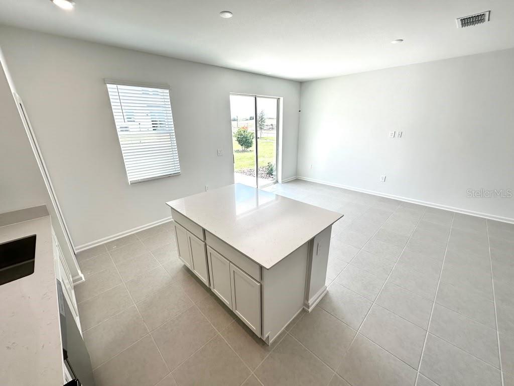 5848 Energy Way Property Photo 12