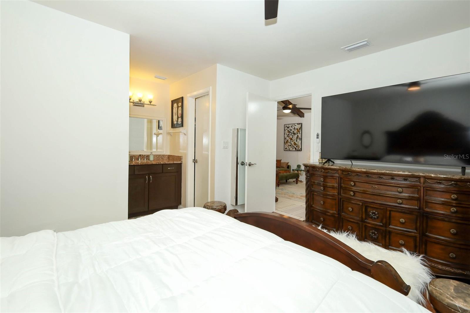 170 Balfour Dr #1 Property Photo 17