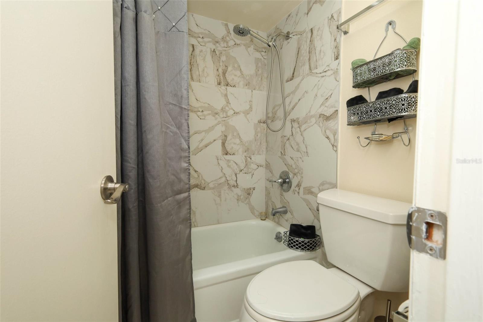 170 Balfour Dr #1 Property Photo 21