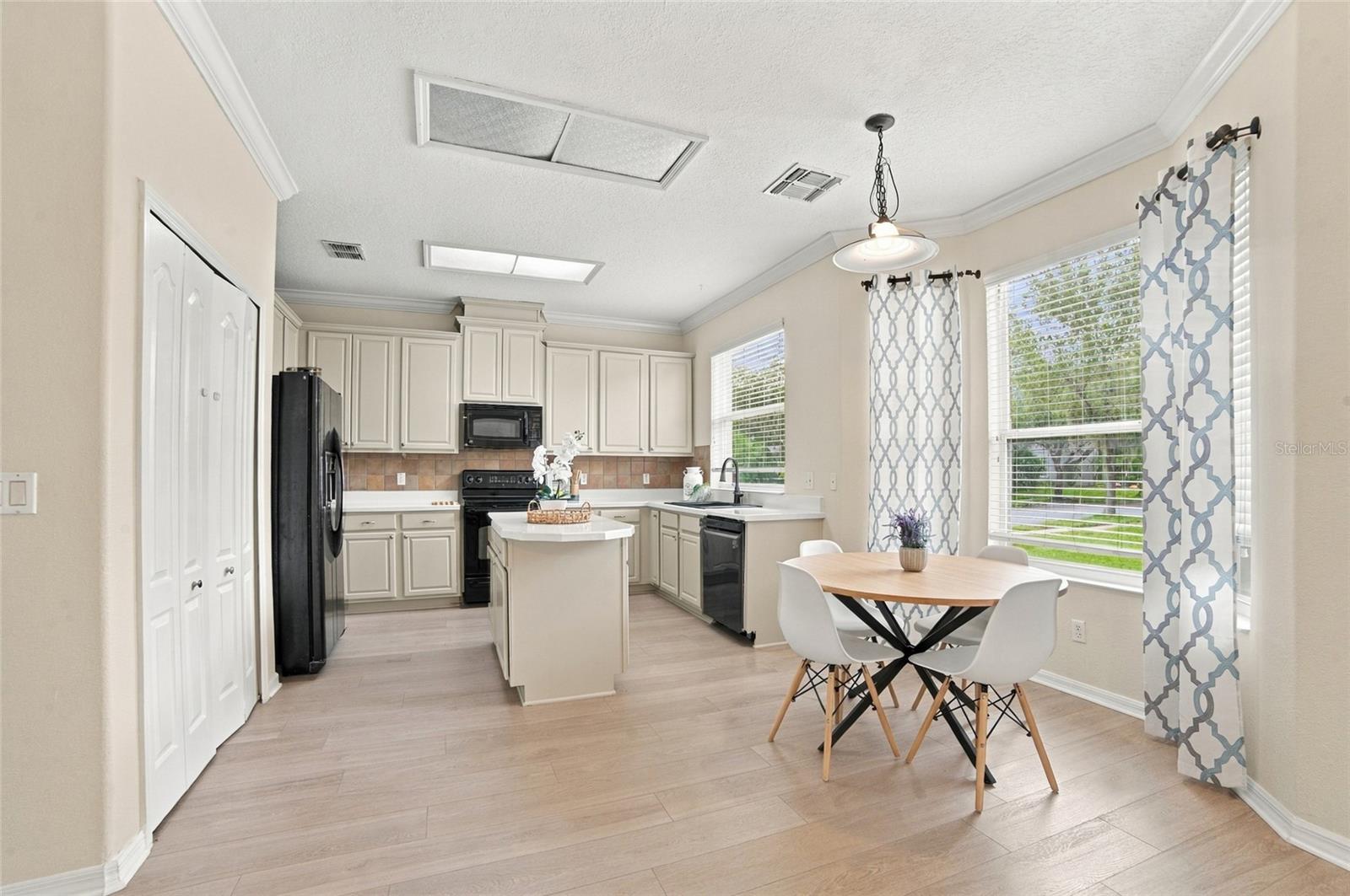 12805 Moss Park Ridge Dr Property Photo 6
