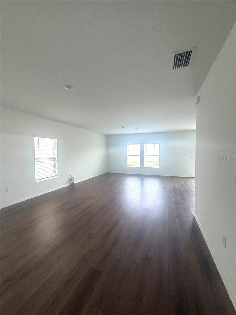 6028 Prairie Run Property Photo 5