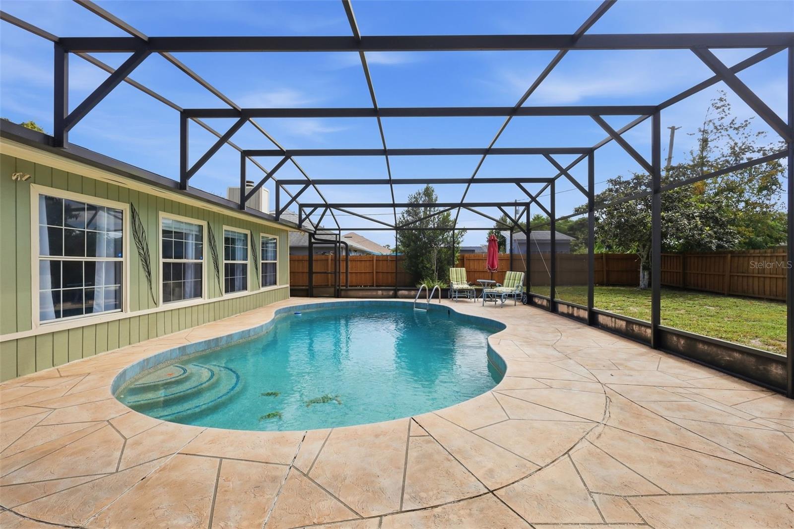 1379 Dandelion Dr Property Photo 3