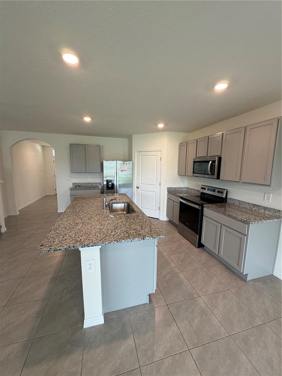 5116 Vecchio Ct Property Photo 9