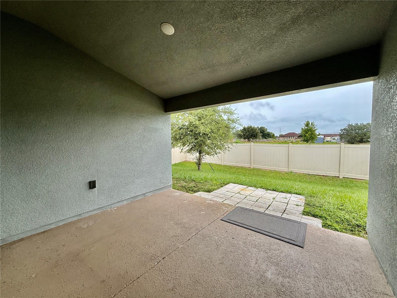 132 Bergamot Loop Property Photo 16