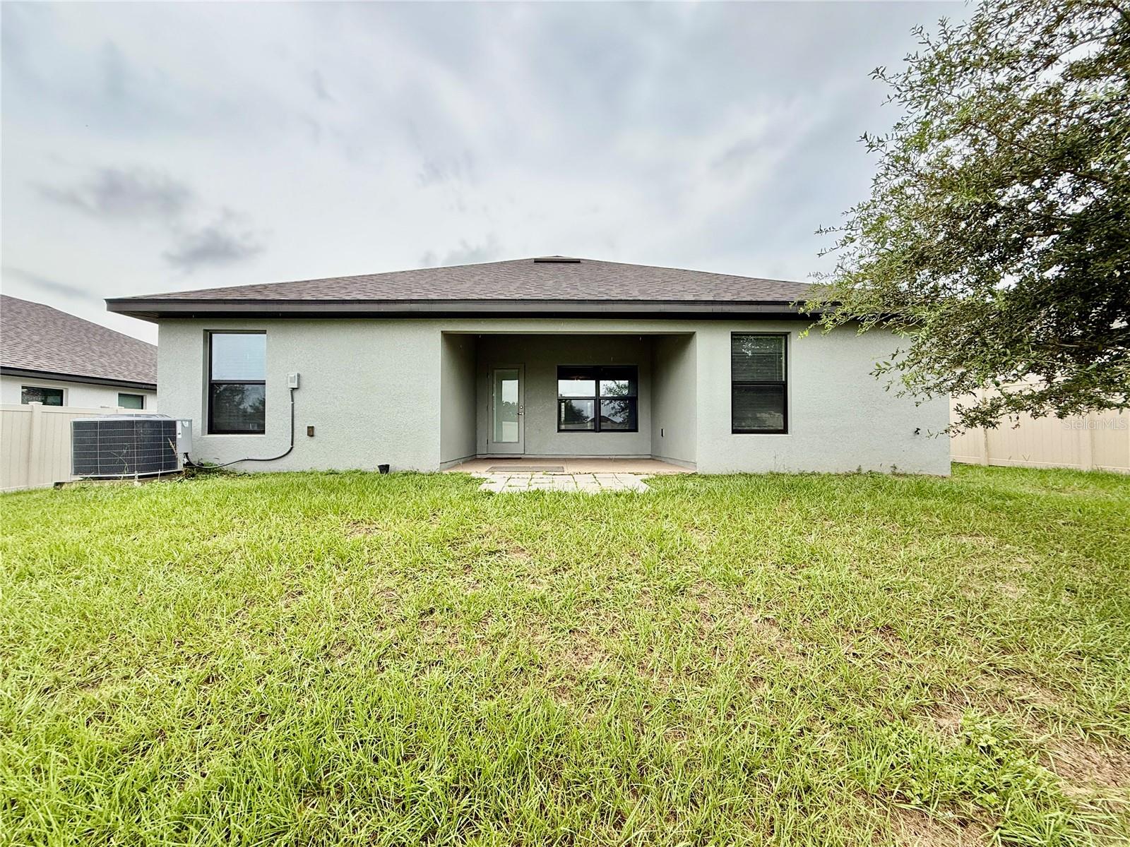 132 Bergamot Loop Property Photo 17