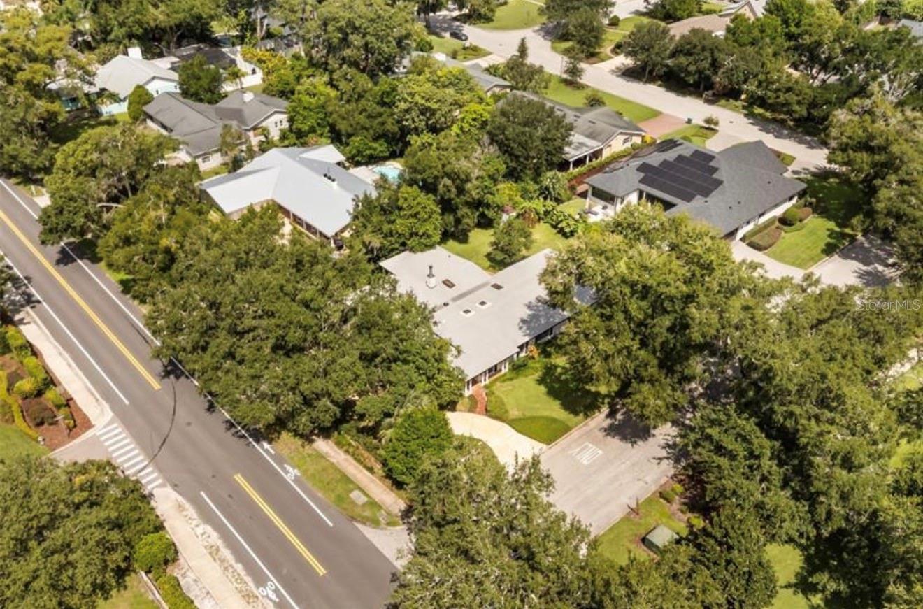 O6446473 Property Photo 53