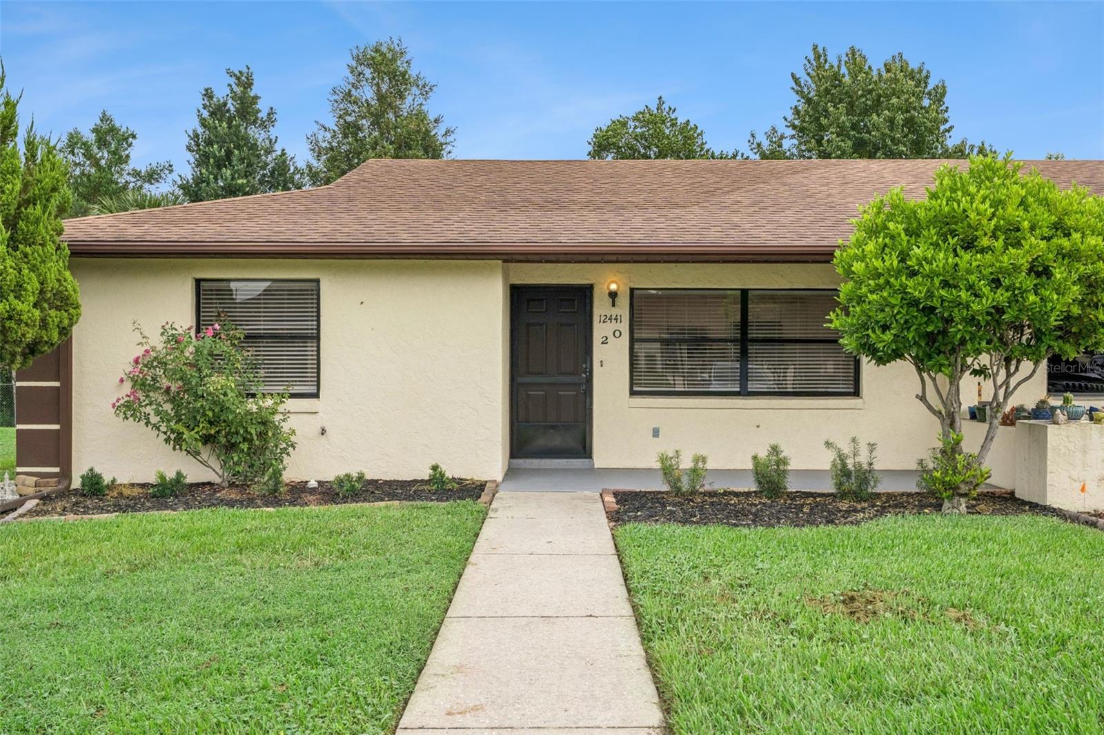 12441 Orangewood Cir Property Photo 2