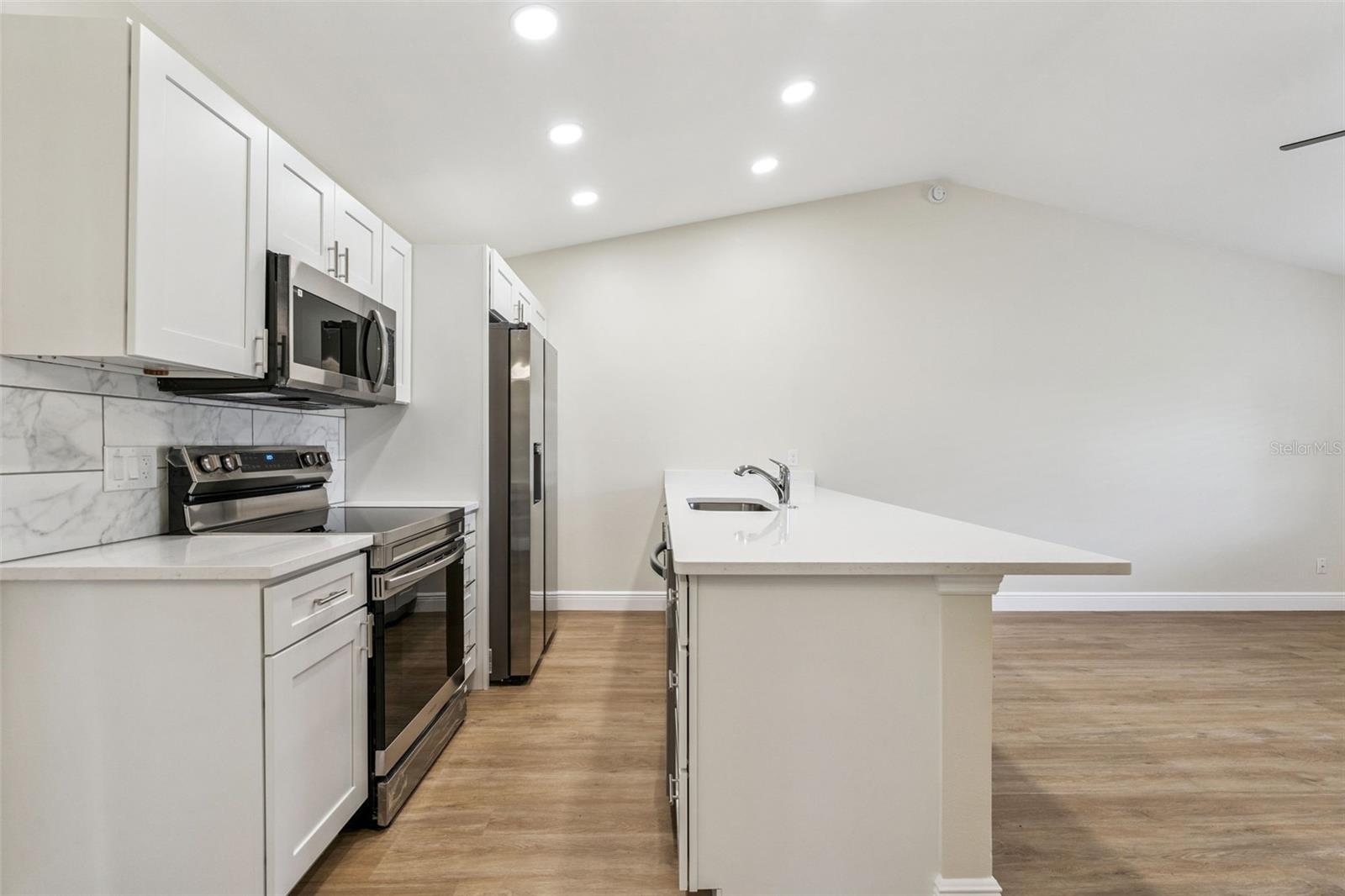 12441 Orangewood Cir Property Photo 10
