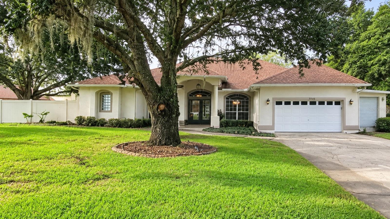 2413 Eagle Trace Dr Property Photo 3