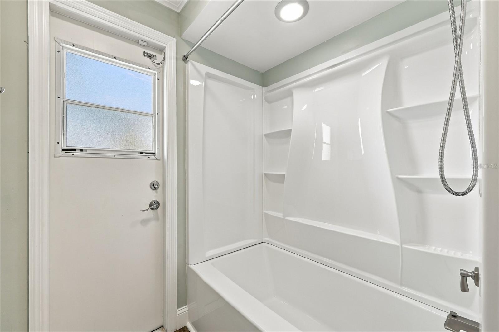 992 Sleeping Rock Ct Property Photo 26