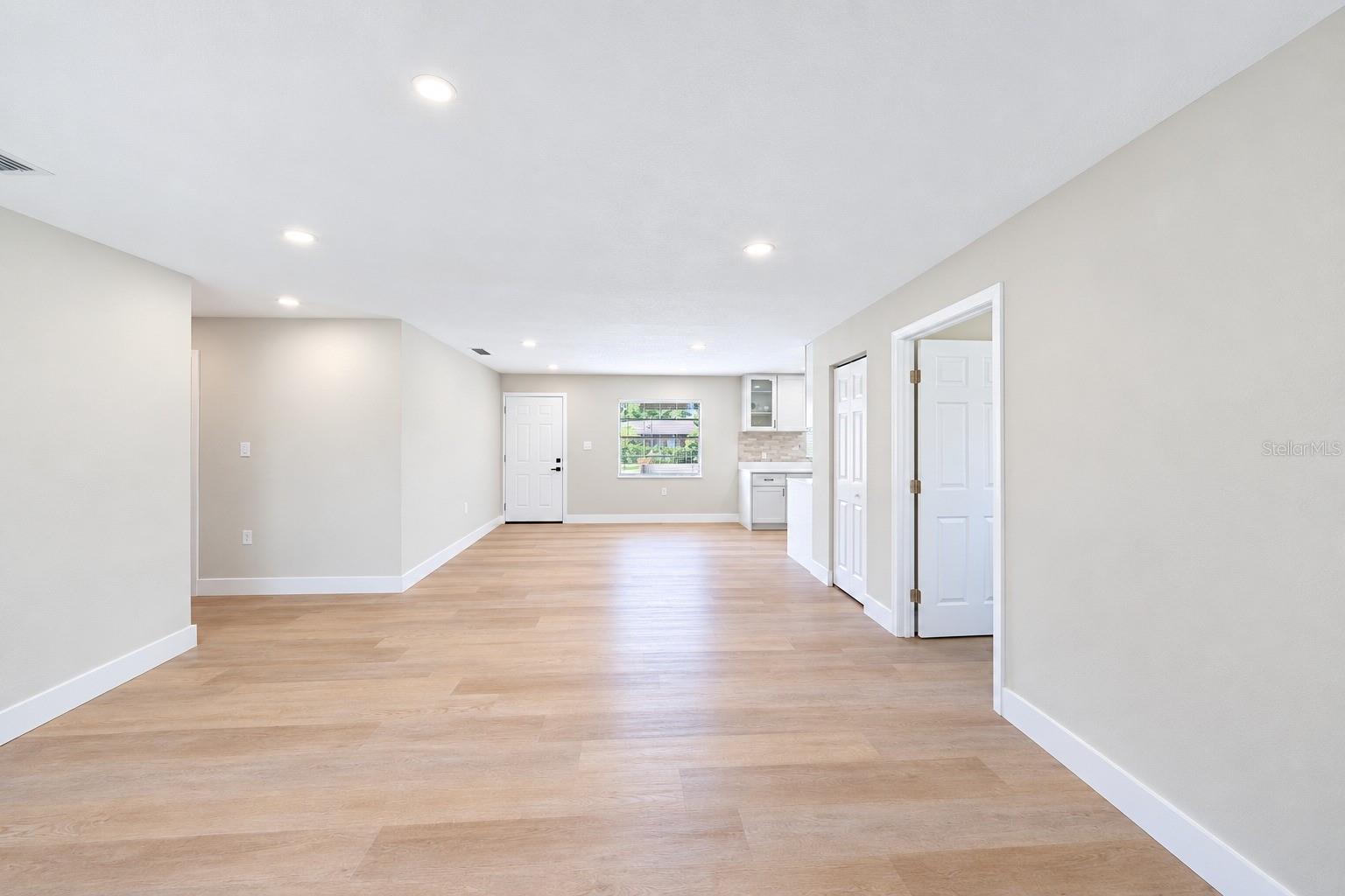 4925 Elese St Property Photo 4