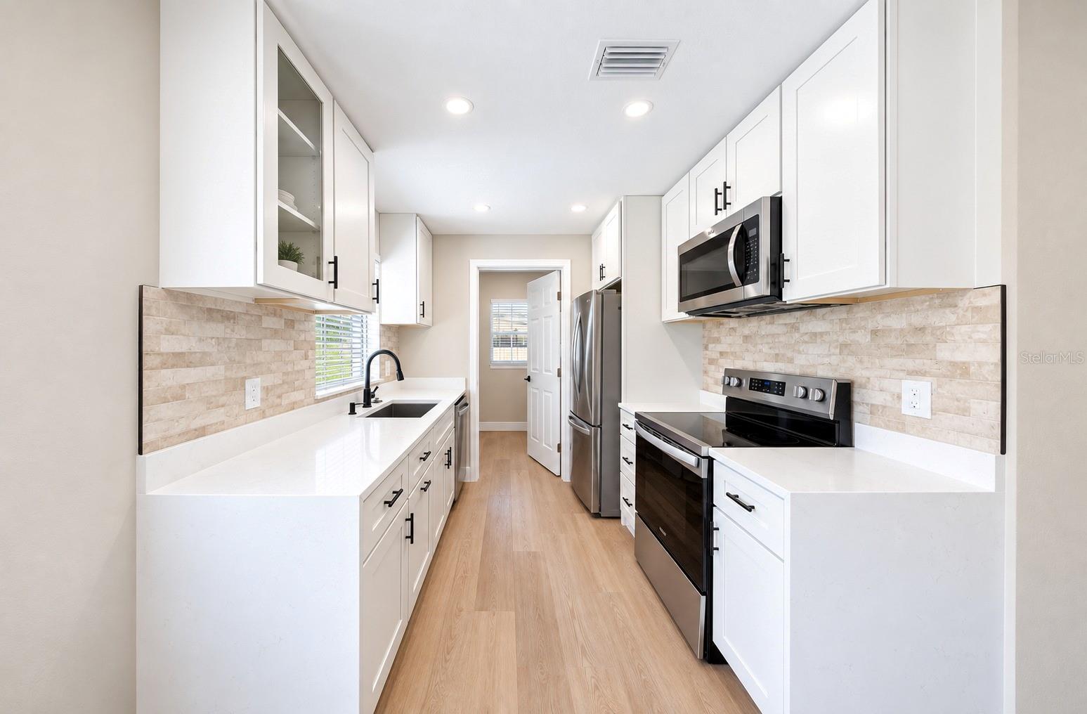 4925 Elese St Property Photo 10