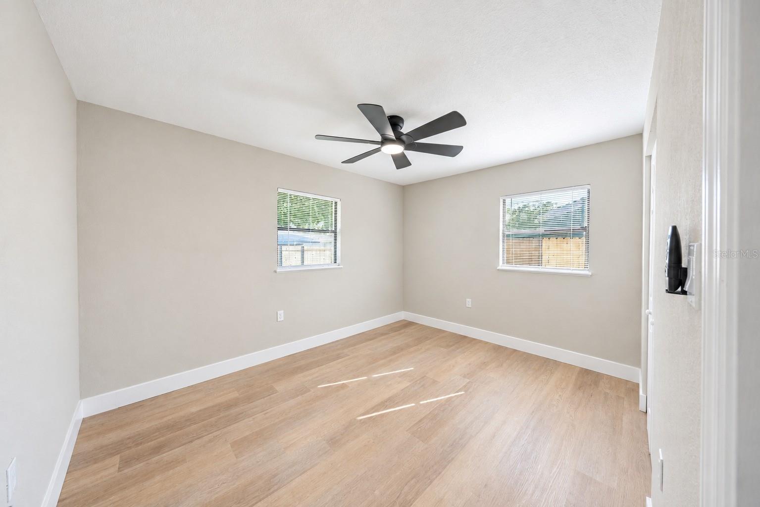4925 Elese St Property Photo 13