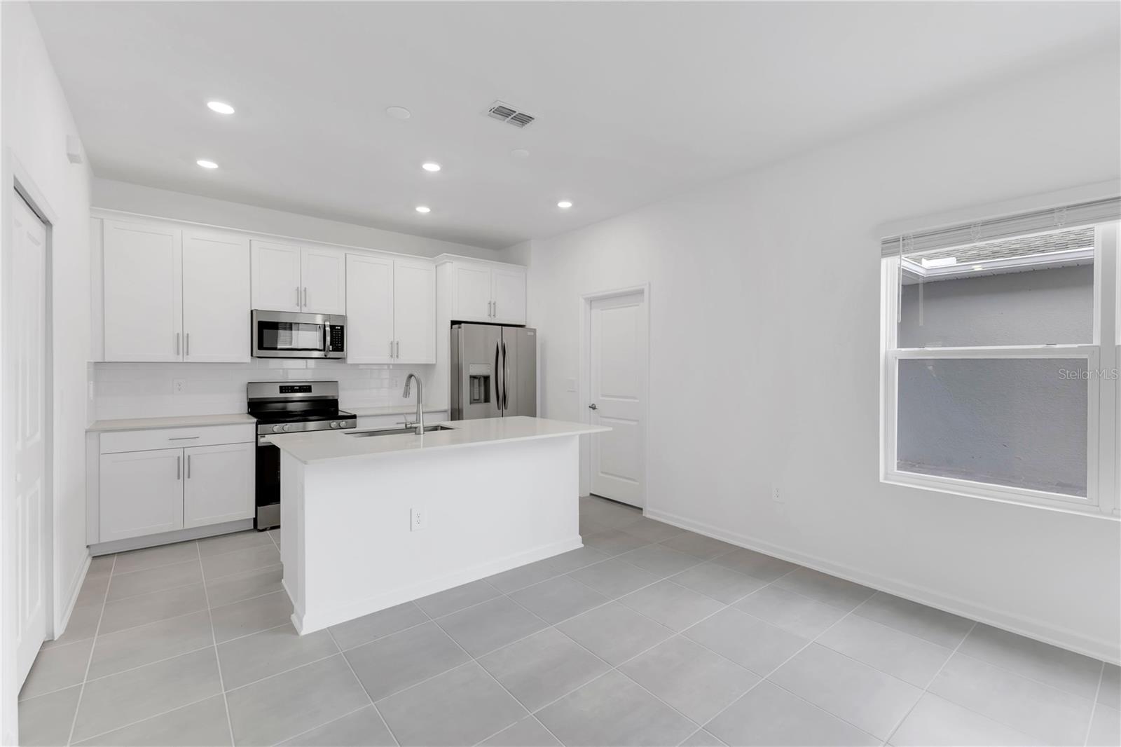 5595 Ronin Dr Property Photo 7