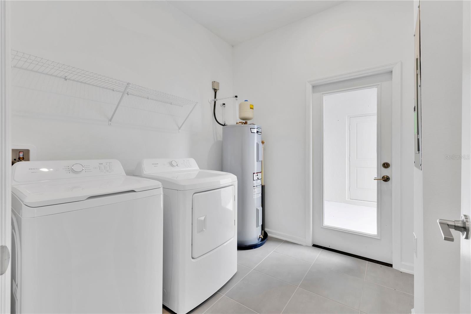 5595 Ronin Dr Property Photo 19
