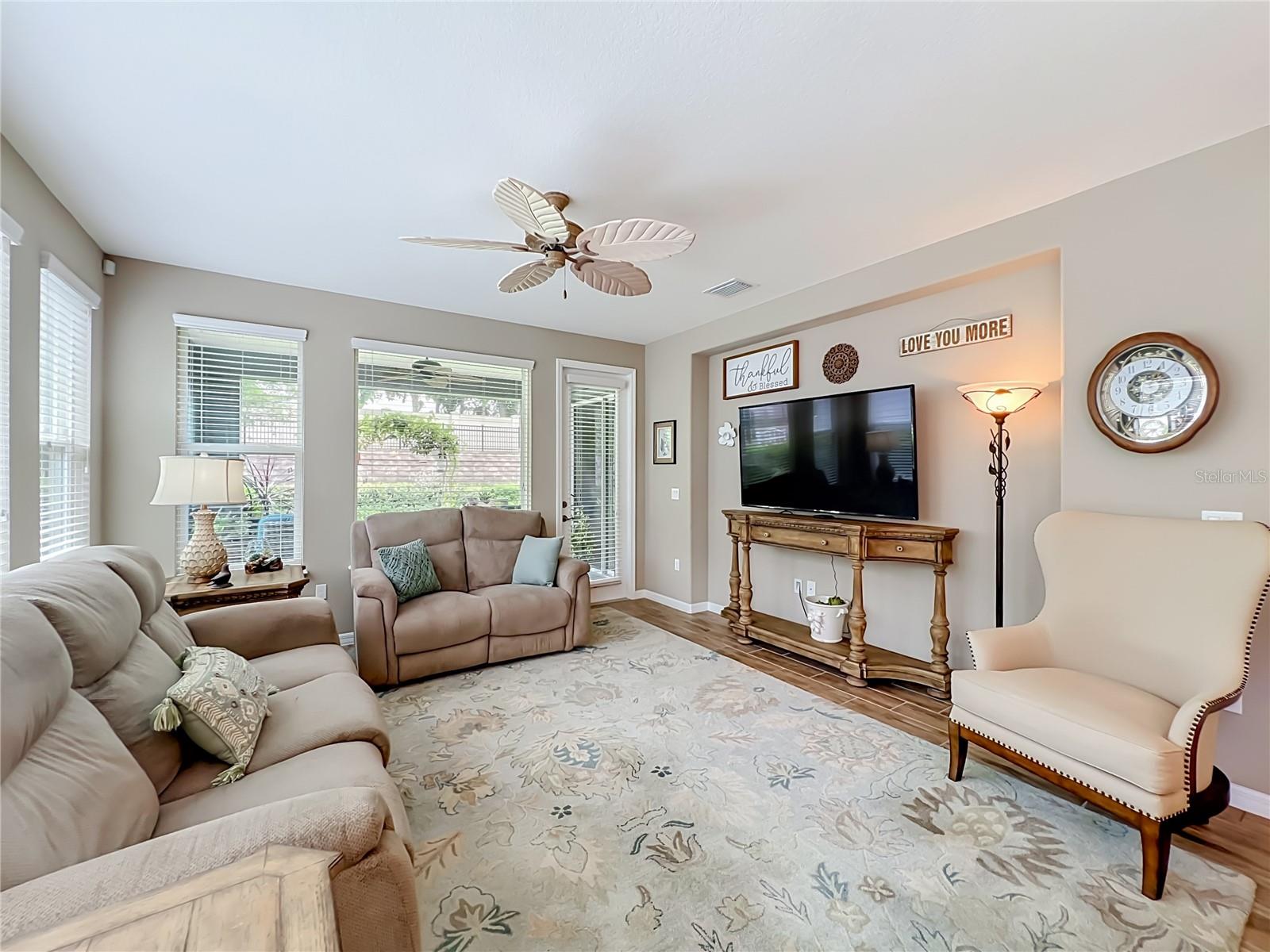 342 Alcove Dr Property Photo 16