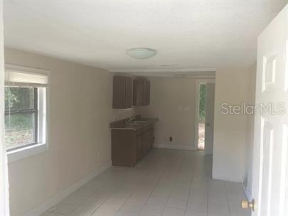 10 Lenox Ct Property Photo 8