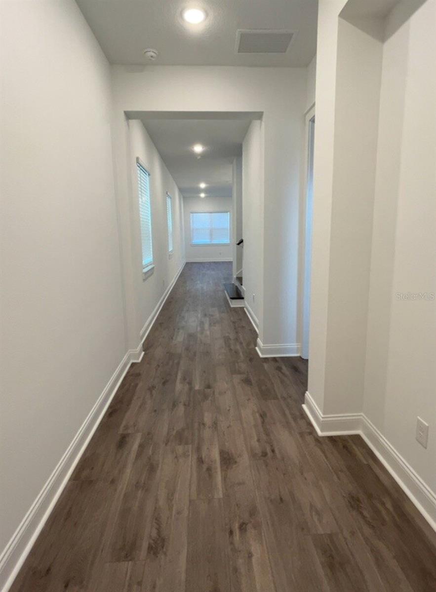 O6446504 Property Photo 5
