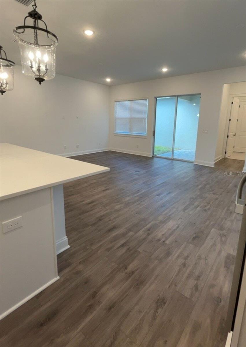 O6446504 Property Photo 7