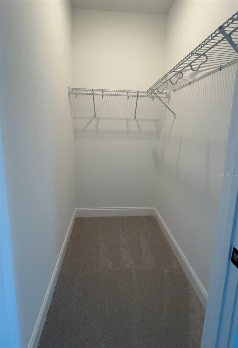 O6446504 Property Photo 16