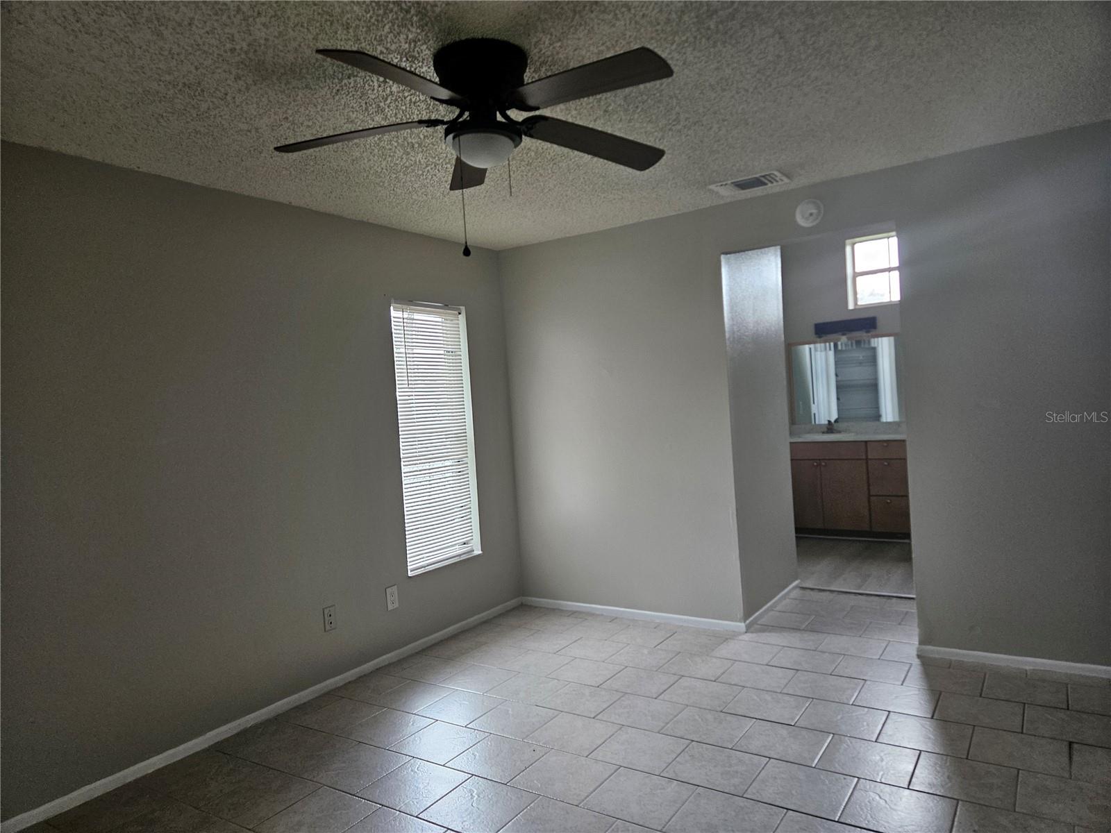 3406 Fox Ridge St Property Photo 23