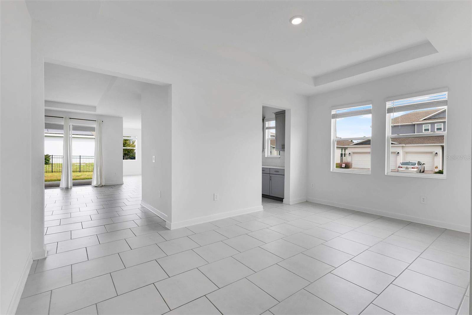 4253 Eastminster Rd Property Photo 4