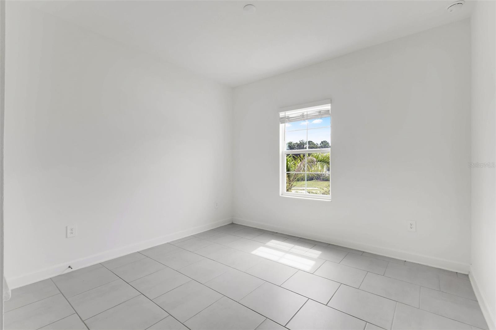 4253 Eastminster Rd Property Photo 18