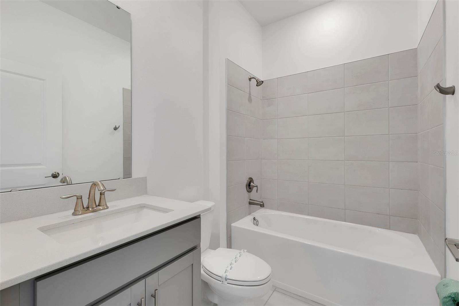 4253 Eastminster Rd Property Photo 19