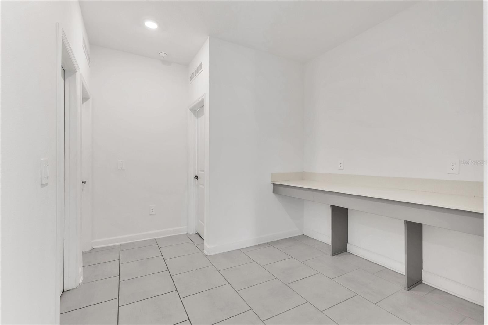 4253 Eastminster Rd Property Photo 20