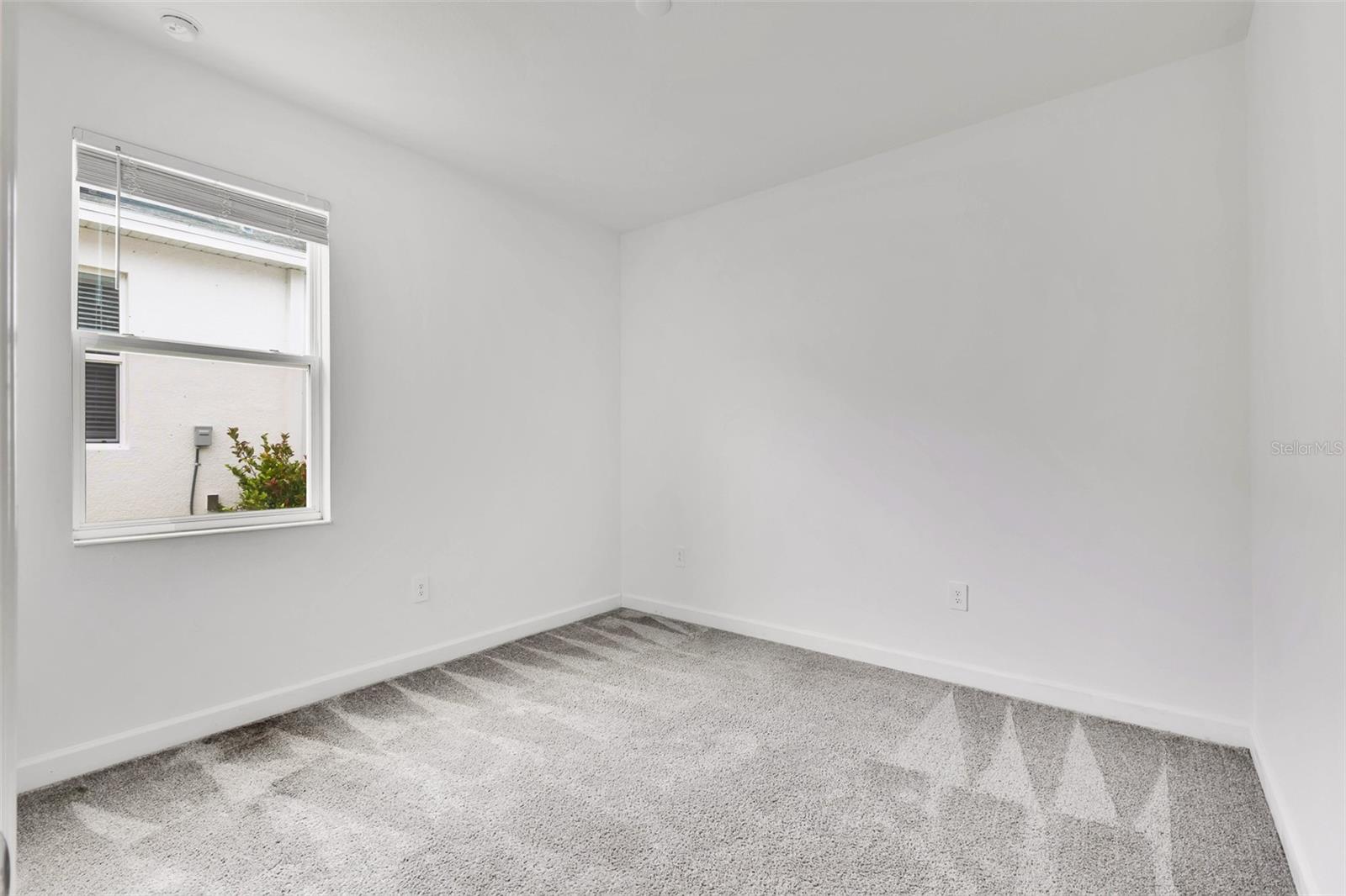 4253 Eastminster Rd Property Photo 21