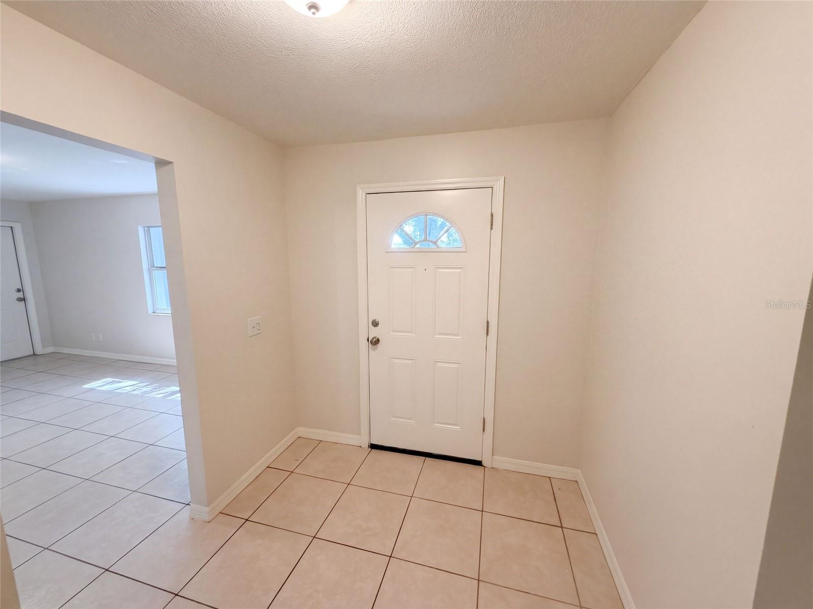 208 Robin Rd Property Photo 12