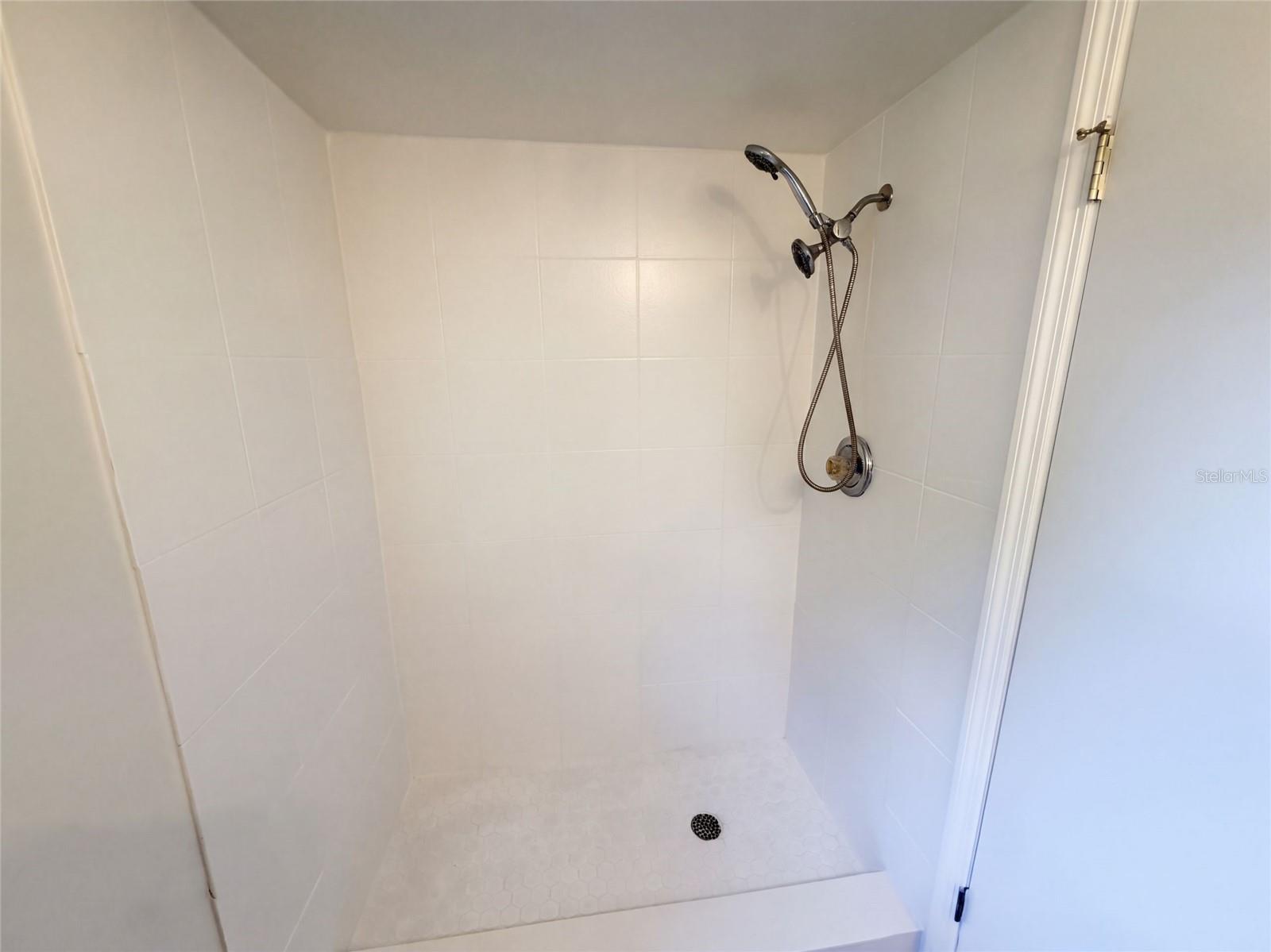 208 Robin Rd Property Photo 21