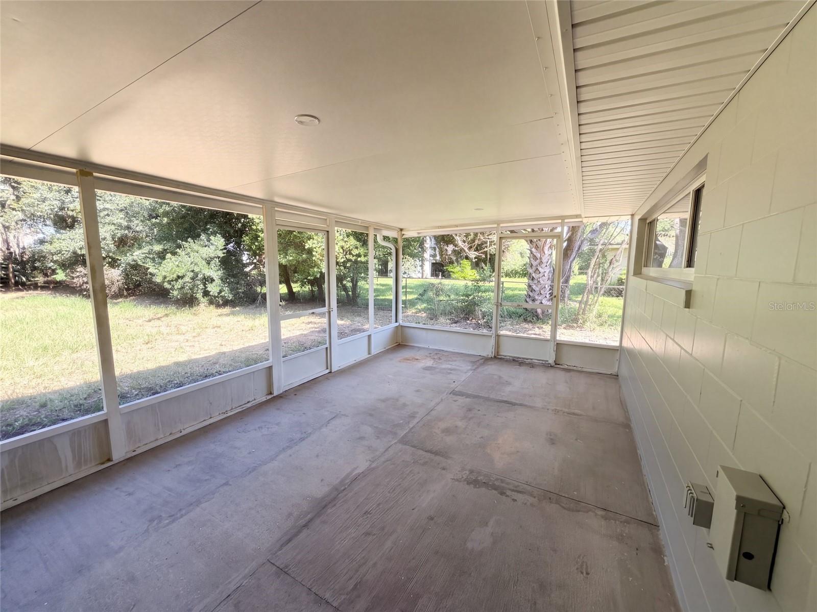 208 Robin Rd Property Photo 26