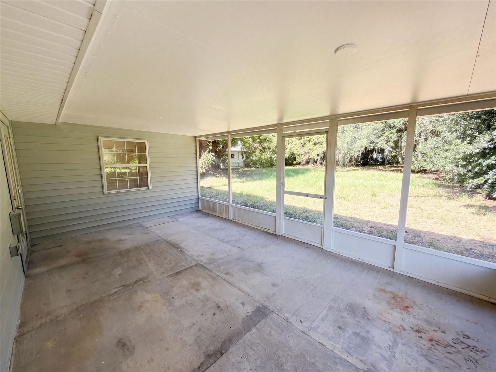 208 Robin Rd Property Photo 27