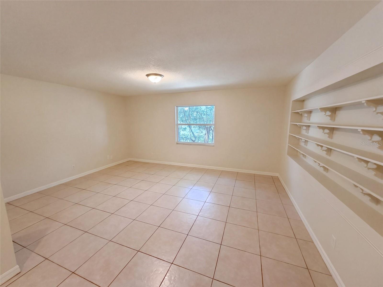 208 Robin Rd Property Photo 29