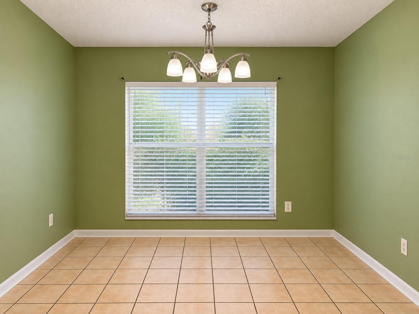 241 Mantis Loop Property Photo 6