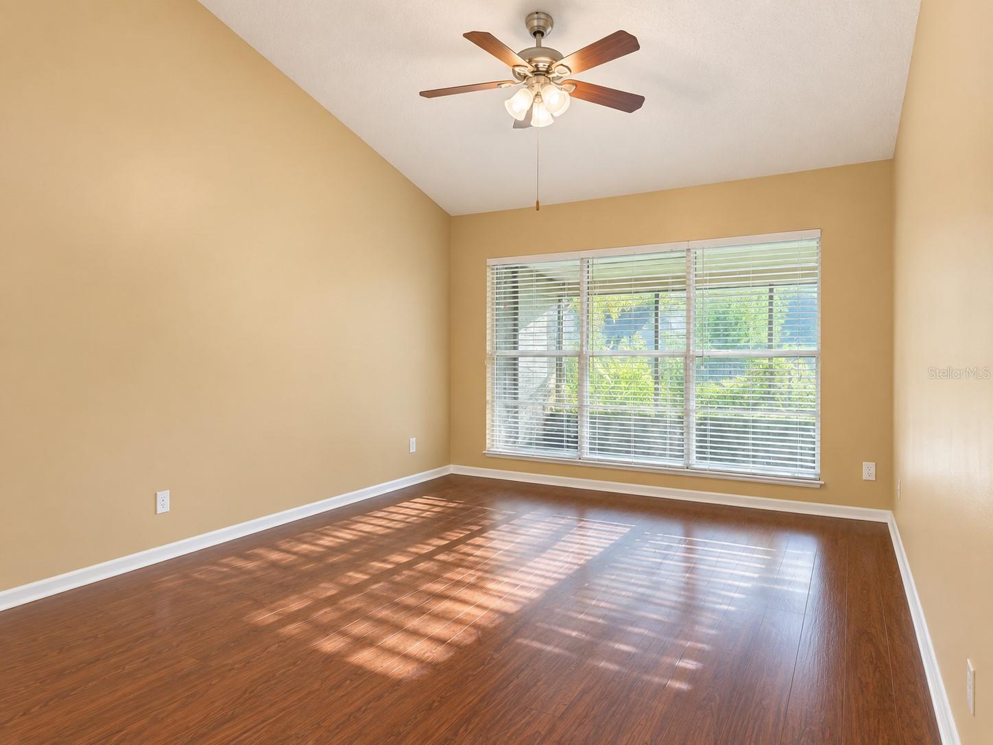 241 Mantis Loop Property Photo 10