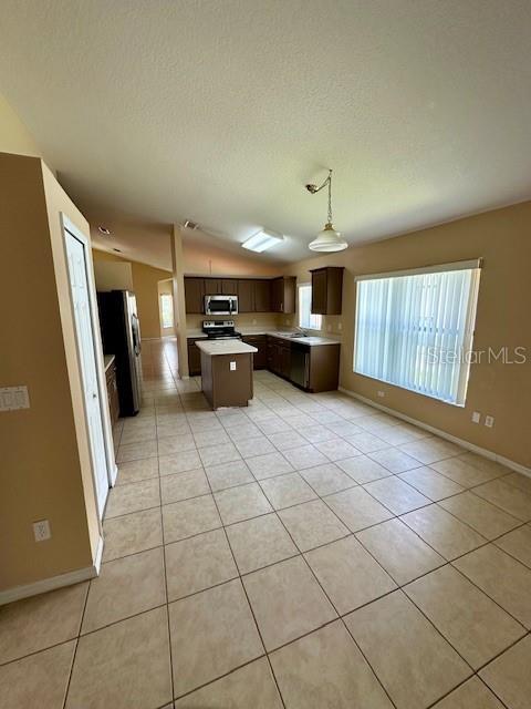 5118 Hook Hollow Cir Property Photo 5