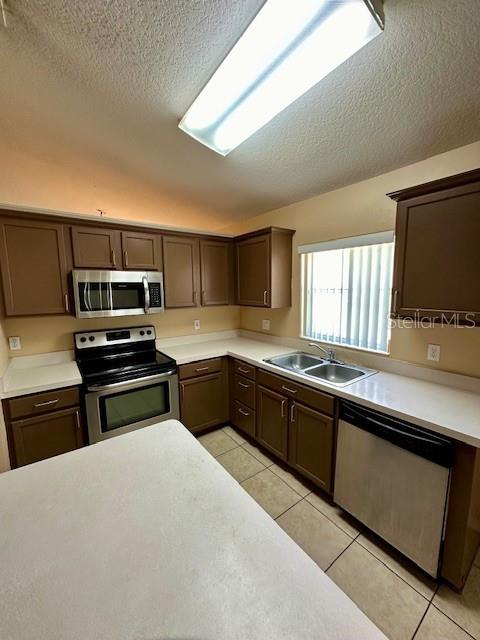 5118 Hook Hollow Cir Property Photo 7