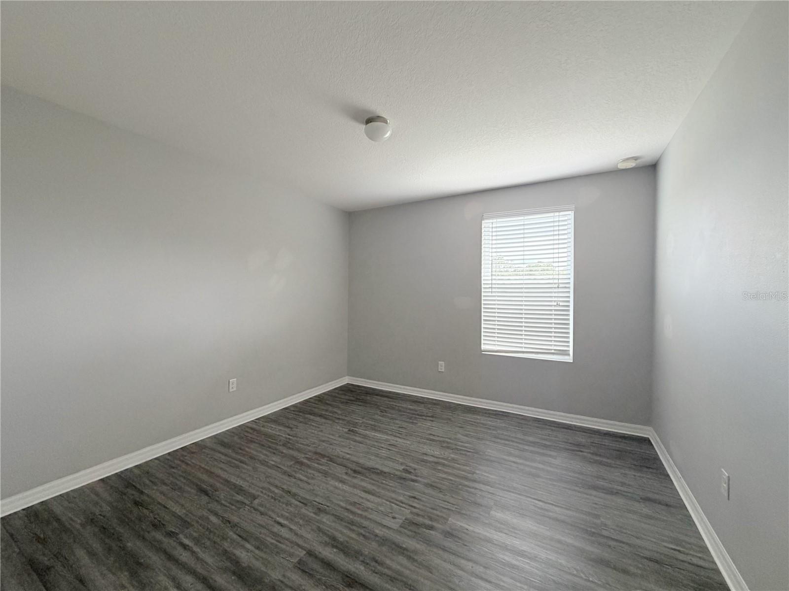 16536 Broadford Ln Property Photo 30