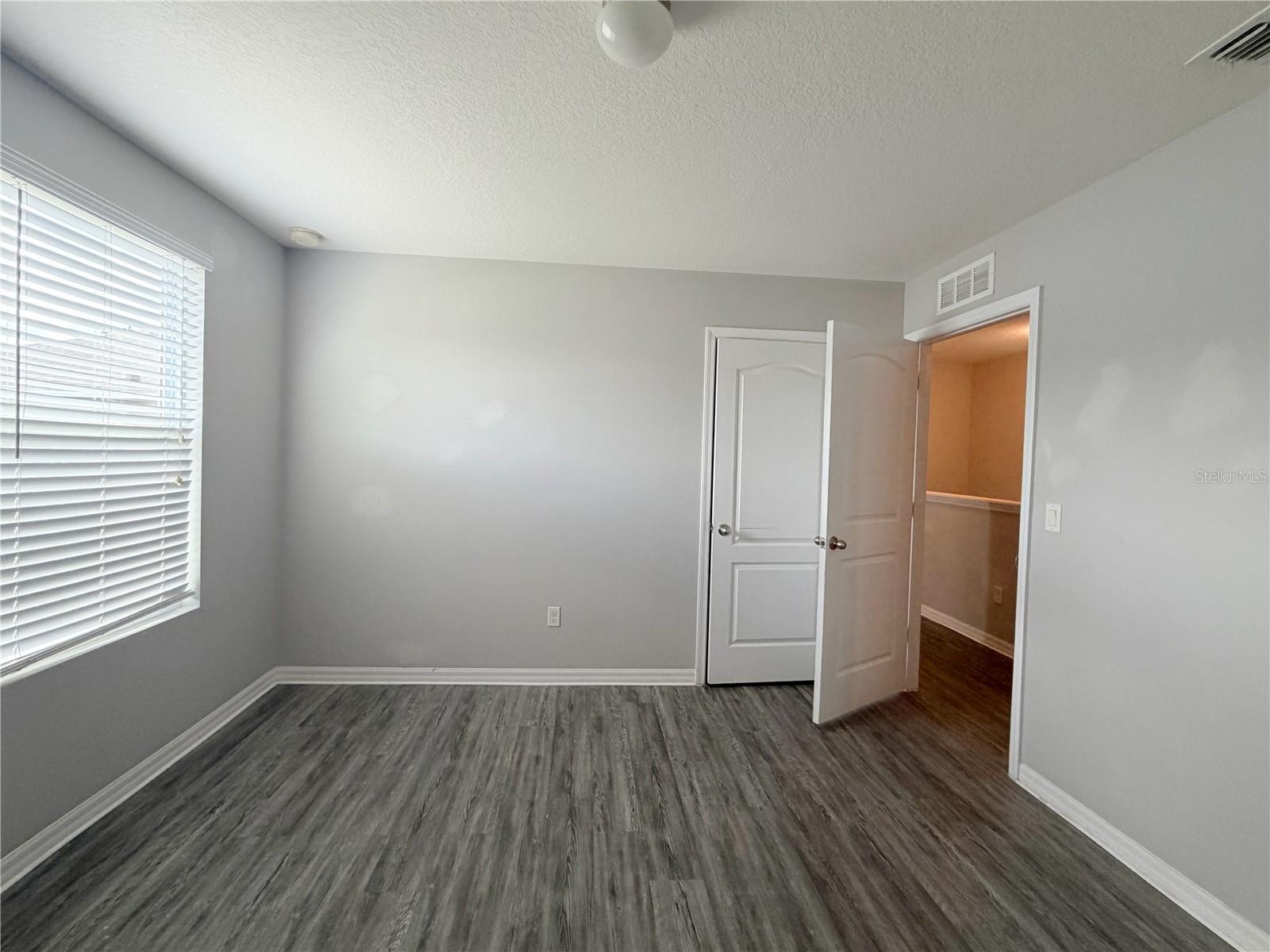 16536 Broadford Ln Property Photo 31
