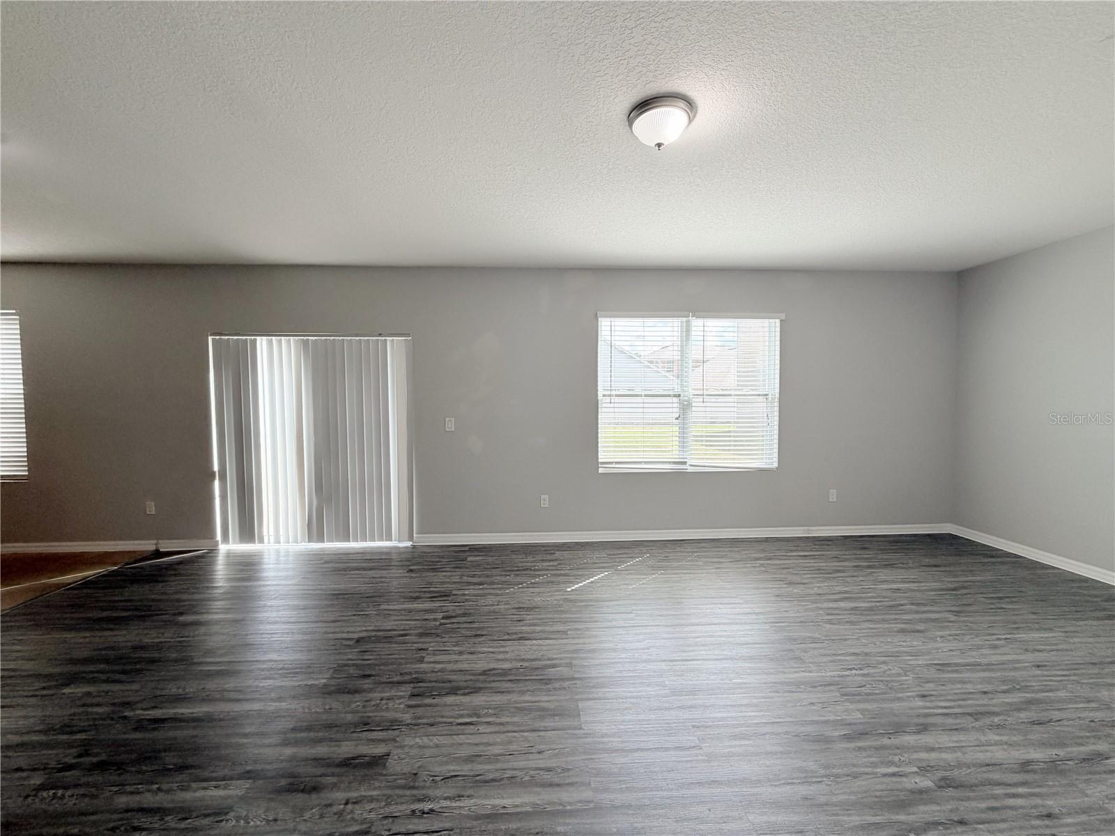 16536 Broadford Ln Property Photo 38