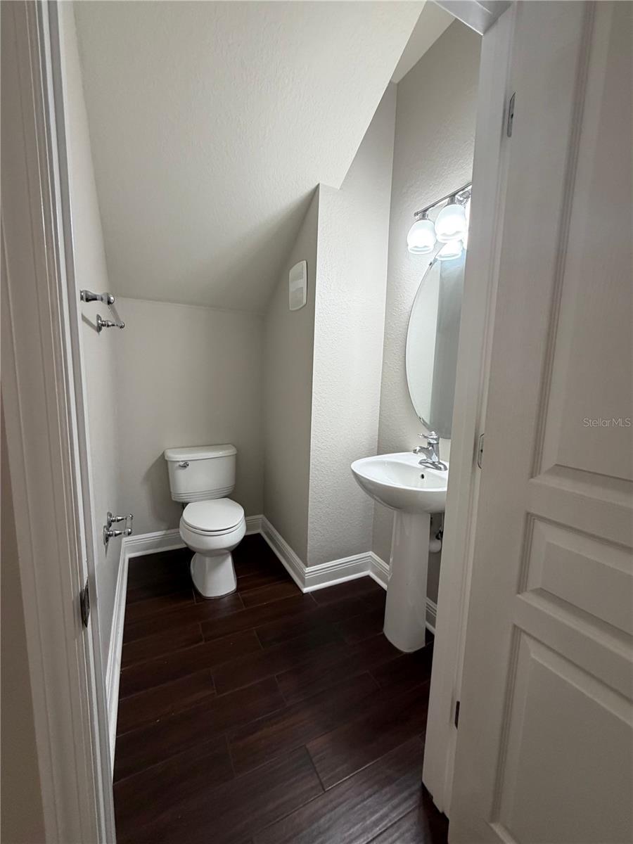 7751 Fairgrove Ave Property Photo 13