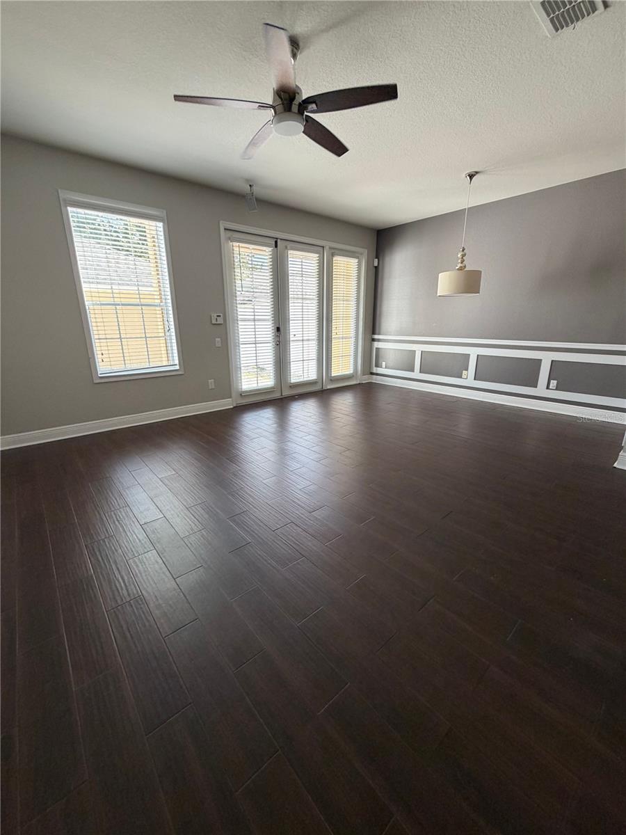 7751 Fairgrove Ave Property Photo 16